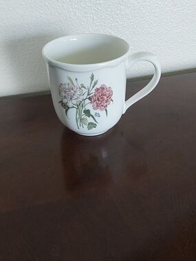White Floral Ceramic Coffee Mug - Pink Carnation Flower Design